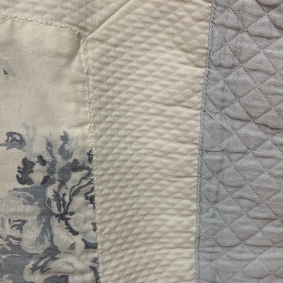 Chris Madden sham - Picture 2 of 5